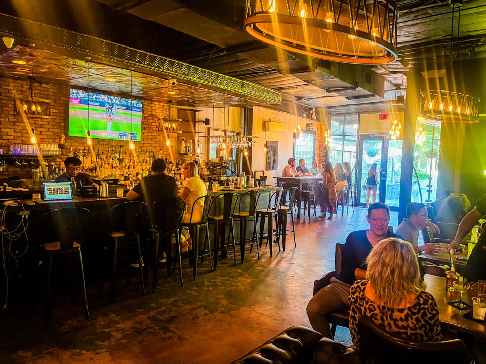 What Makes a Bar Feel Truly Comfortable